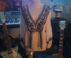 American Eagle Outfitters Black and White Embroidered Blouse